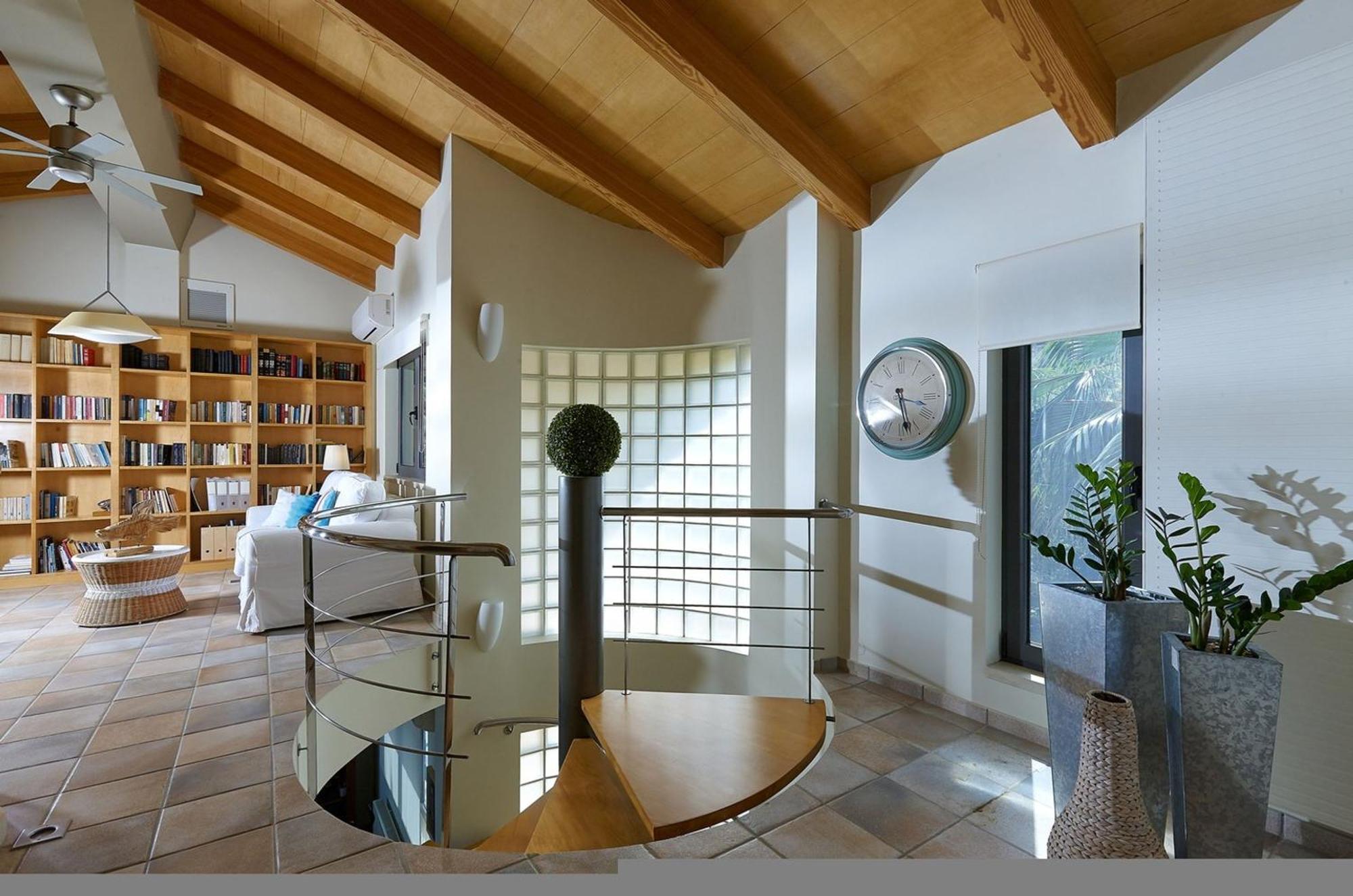 Villa Vollard With Amazing View Pool 伊拉克利翁 外观 照片