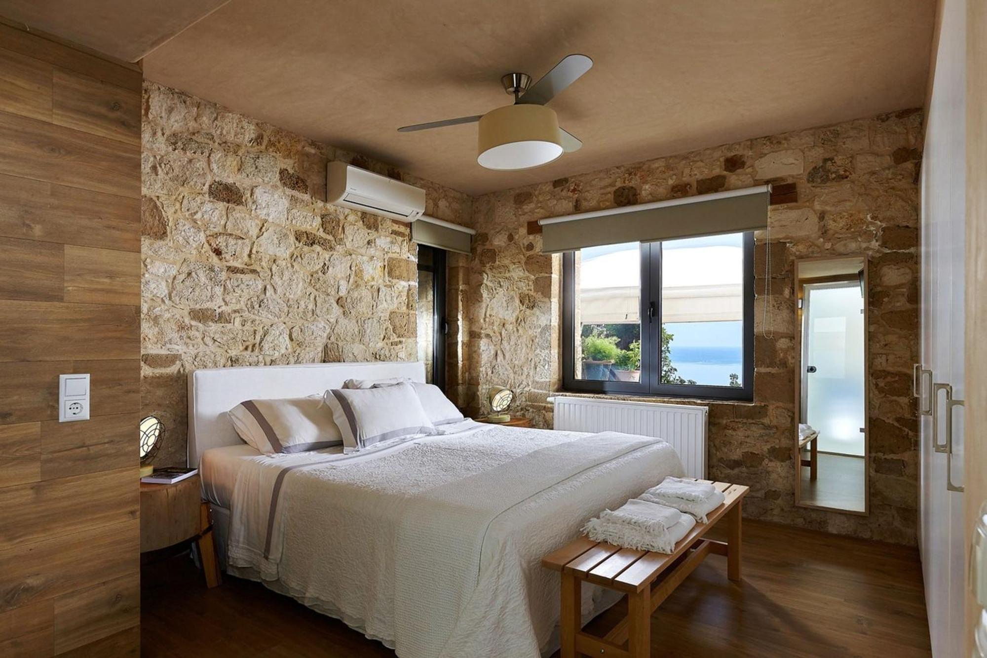 Villa Vollard With Amazing View Pool 伊拉克利翁 外观 照片