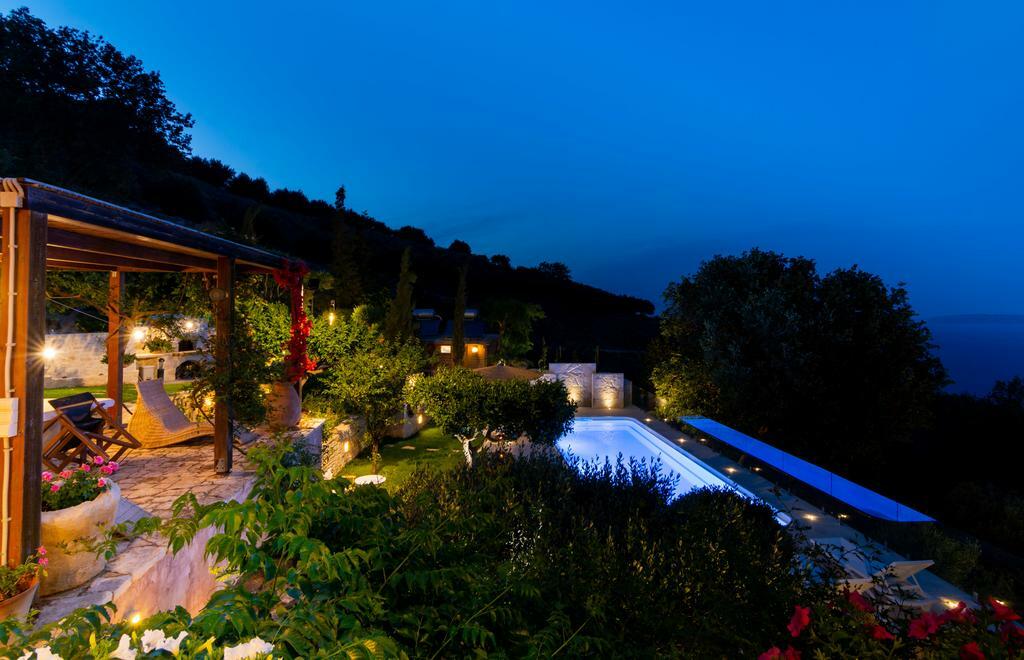 Villa Vollard With Amazing View Pool 伊拉克利翁 设施 照片